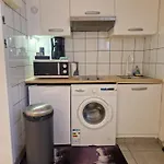 Apartamento à Côté Du Rer Le Guichet à *